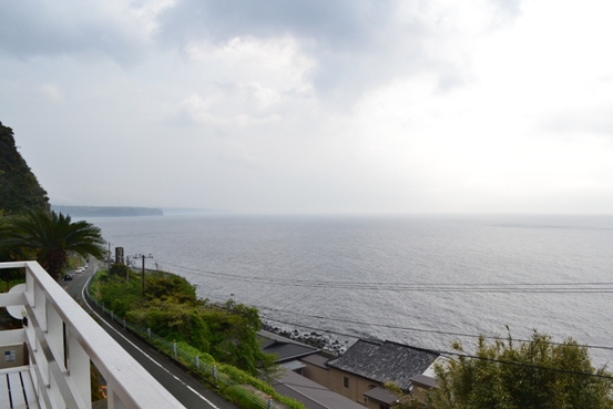 ●月曜からバリバリ！●　今日の伊豆の海　４月２０日