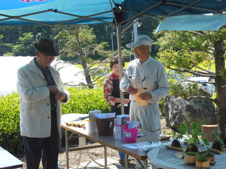 「春の収穫祭　iｎ　笑顔農園」　　に行って来ました～　!!　