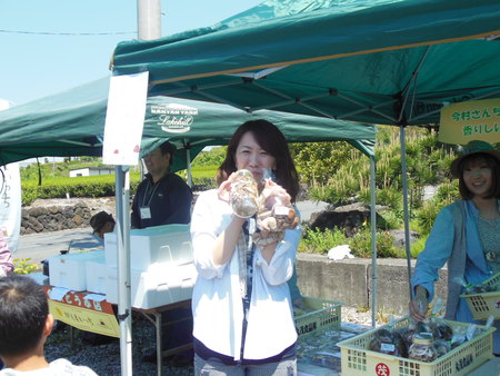 「春の収穫祭　iｎ　笑顔農園」　　に行って来ました～　!!　