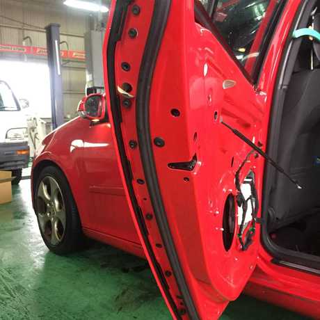 Ｈ17　ＶＷゴルフ　ドアロックアクチュエーター交換