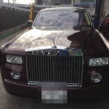 H18　ロールスロイス　ファントム　フードマスコット不良のため修理
