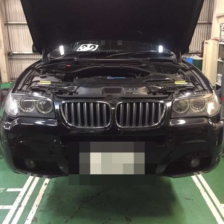 H21　BMW　X3　オーバーヒートのチェックランプ点灯のため修理