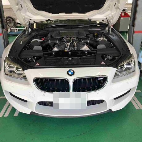 H25　ＢＭＷ　Ｍ6　水漏れ（冷却水警告灯）、ヘッドライト磨き