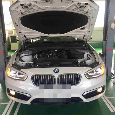 H28 BMW 118i　板金作業