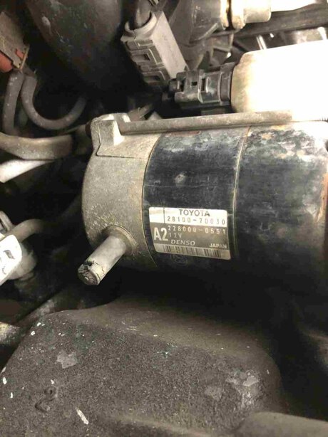 H12　トヨタ　アルテッツア　エンジン始動不良（スターターモーター）