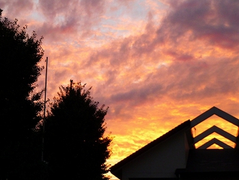 秋の夕焼け空に癒されて。。。