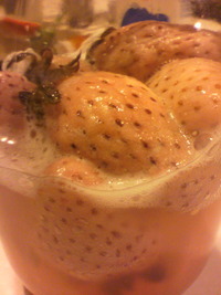 苺酵母の食パン