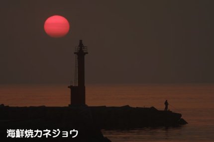 宇久須港の夕陽２４日