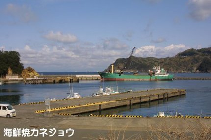 宇久須港の朝２６日