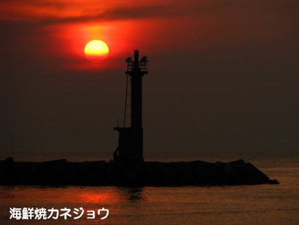 宇久須港の夕陽２４日