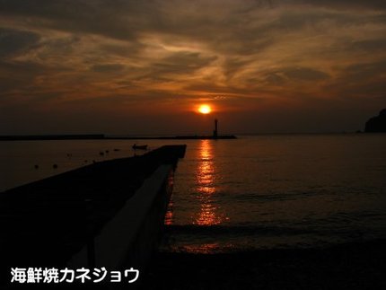 ２８日宇久須港夕景
