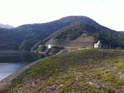 ダム湖