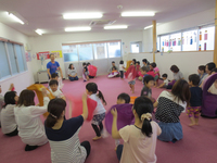 たっちのルミ子先生　⇒　親子体操！！