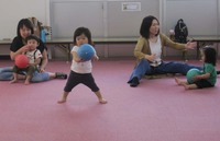 ルミ子先生の1さい親子体操
