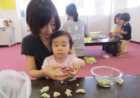 ☆　作って遊ぼう　『小麦粘土！』　☆