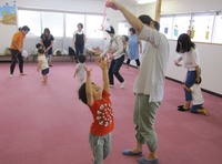 なおこ先生の親子体操