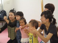 【たっち】・・・ルミ子先生の親子体操！！