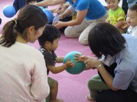 【たっち】・・・ルミ子先生の親子体操！！