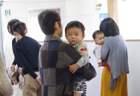 ☆新聞紙を使って・・・☆
