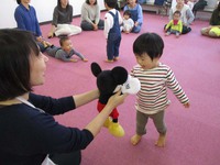 ✿RISA先生のふれあい遊びと英語のレッスン！