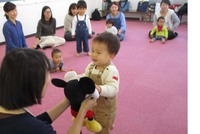 ✿RISA先生のふれあい遊びと英語のレッスン！