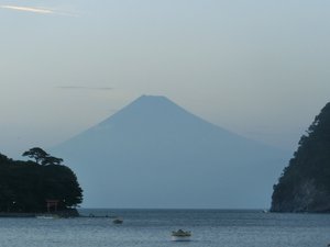 西伊豆戸田港からの今日の富士山