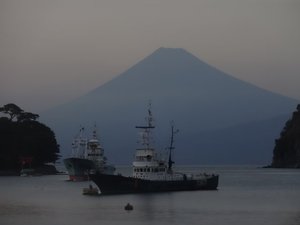 西伊豆戸田港からの今日の富士山