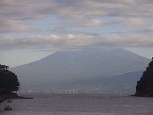 西伊豆戸田からの早朝の富士山