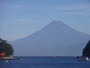西伊豆戸田からの今日の富士山