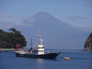 西伊豆戸田からの今日の富士山