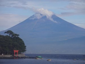 西伊豆戸田からの今日の富士山
