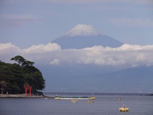 西伊豆戸田からの今日の富士山