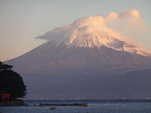 西伊豆戸田からの富士山