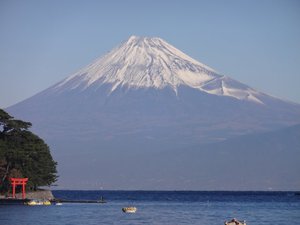 西伊豆戸田からの今日の富士山