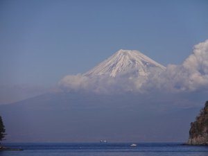 西伊豆戸田からの今日の富士山