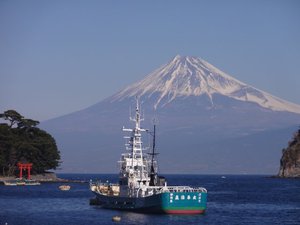 西伊豆戸田からの今日の富士山