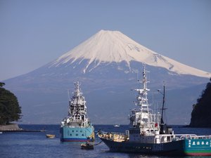 西伊豆戸田からの今日の富士山