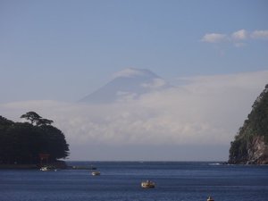 戸田からの夕暮れの富士山