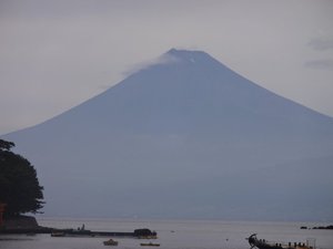 西伊豆戸田からの今日の富士山（沼津市戸田）