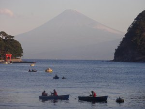 西伊豆戸田港早朝の富士山