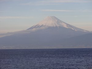 西伊豆戸田港から今日の富士山