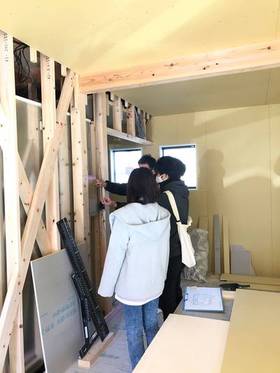 建築中S様邸、現場見学＆細かな確認。