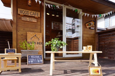 WOOD CAFEの木製雑貨をプラスして、ホッとする空間づくり♪