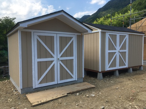 小屋完成しました！！今週末イベント開催中ですよ～