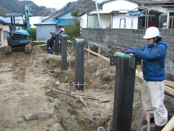 下田の白浜ハウスの上棟の準備