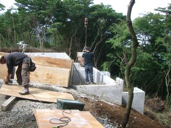 箱根芦ノ湖高原S邸はの基礎工事