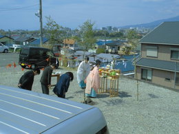 三島市川原ケ谷(株)まるくの社屋のくい打ち始まる