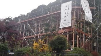 修善寺T邸は上棟した