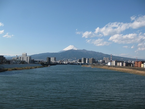 午後の　富士山