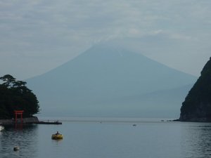 今日の富士山（戸田港より）